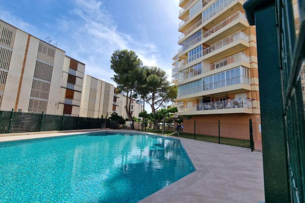 Apartamento 3 Habitaciones Con Piscina Y Vistas Al Mar Benicassim Exterior photo