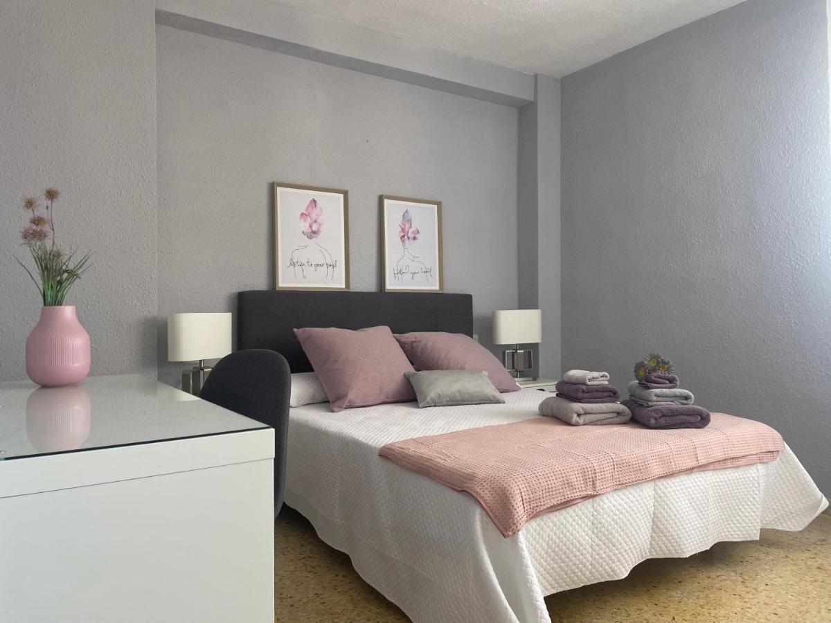 Apartamento 3 Habitaciones Con Piscina Y Vistas Al Mar Benicassim Exterior photo