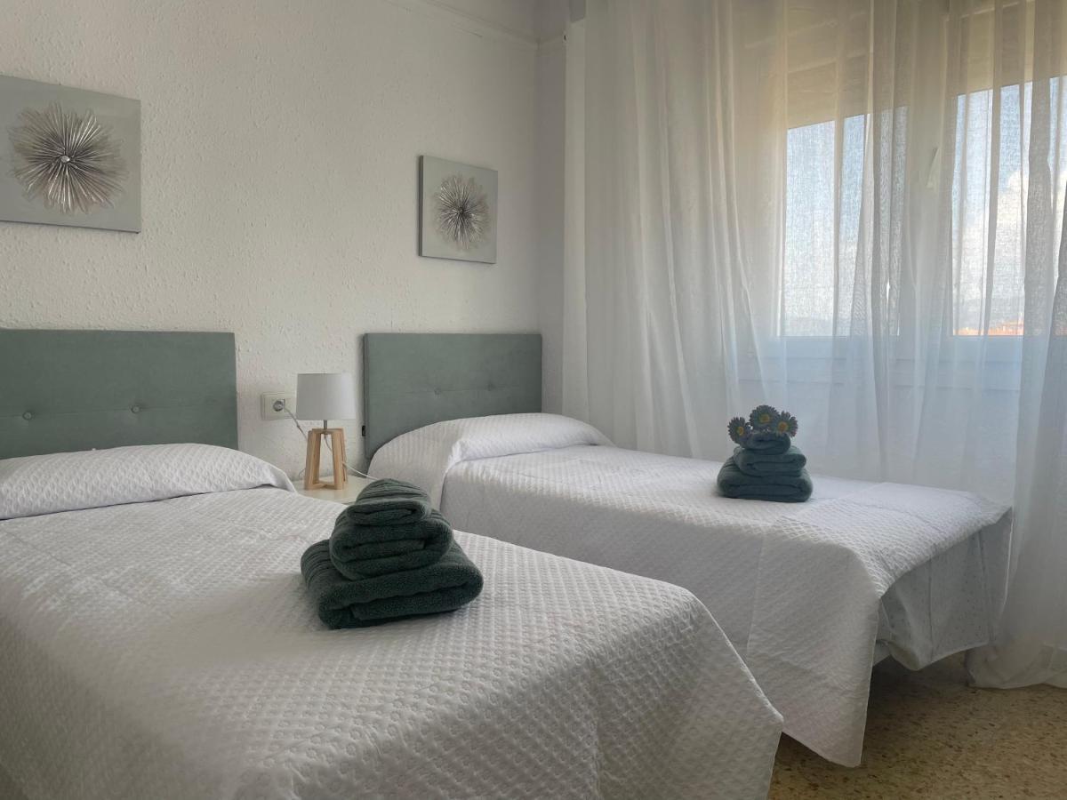 Apartamento 3 Habitaciones Con Piscina Y Vistas Al Mar Benicassim Exterior photo