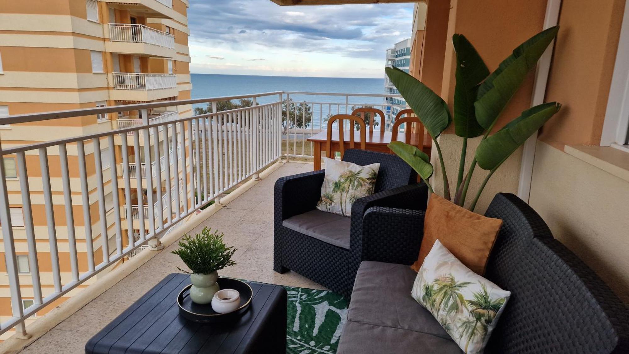 Apartamento 3 Habitaciones Con Piscina Y Vistas Al Mar Benicassim Exterior photo